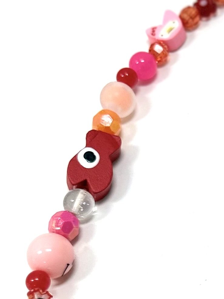 Collar Rueda de color #1 — Rainbow Factory, detalle de las cuentas