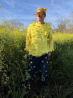 Pullover Cuak — Rainbow Factory, en modelo